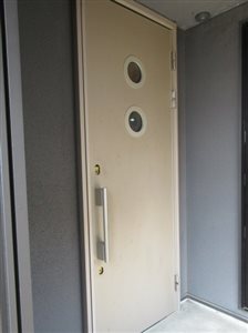 アルミ製ドア 塗装前 アルミ製ドア 塗装前