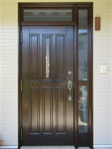 再塗装後 AICA(アイカ)木製玄関ドア 施工後 再塗装後 AICA(アイカ)木製玄関ドア 施工後
