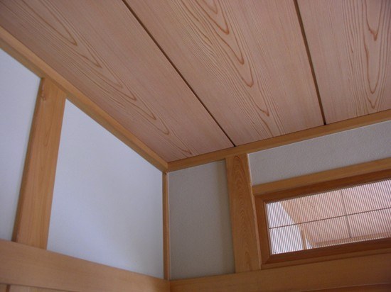 築9年　和室クロス塗替え施工例01