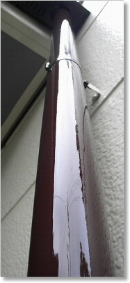 つや有り塗料のツヤ加減の写真